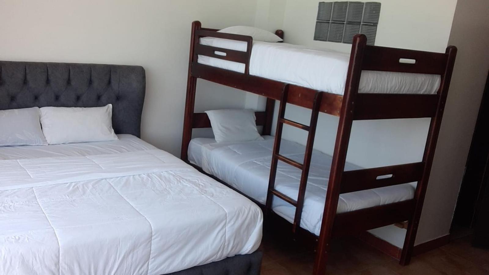 Hotel Paradise Beach Playas Kültér fotó